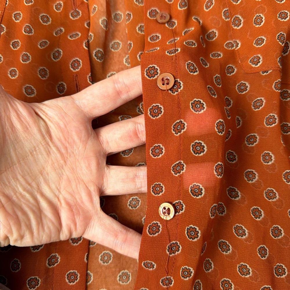 Women's Rust Patterned Blouse - Picture 6 of 7